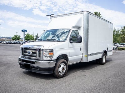 2024 Ford E-450 SD Base