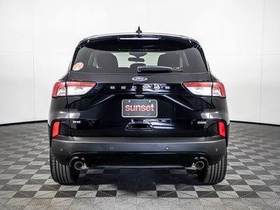 2022 Ford Escape Hybrid SE