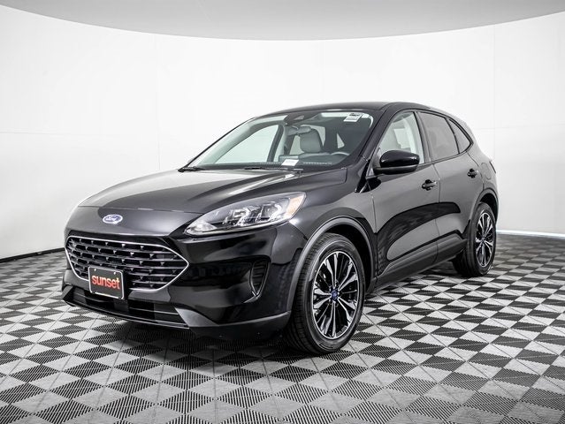 2022 Ford Escape Hybrid SE