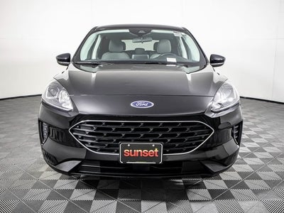 2022 Ford Escape Hybrid SE