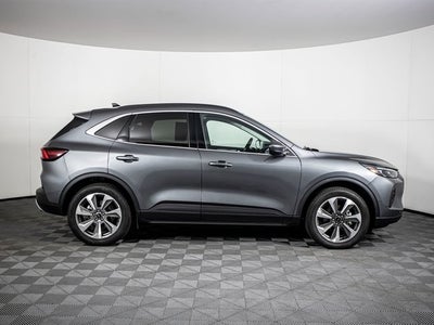 2025 Ford Escape Hybrid Platinum