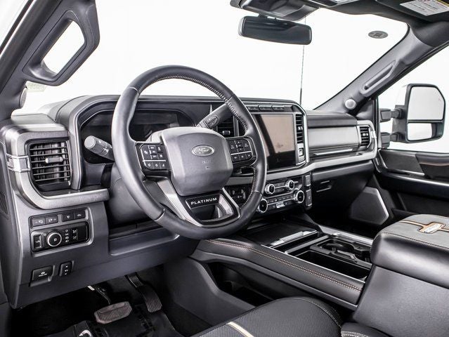 2023 Ford F-350 SD Platinum