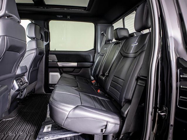 2025 Ford F-450 SD Platinum