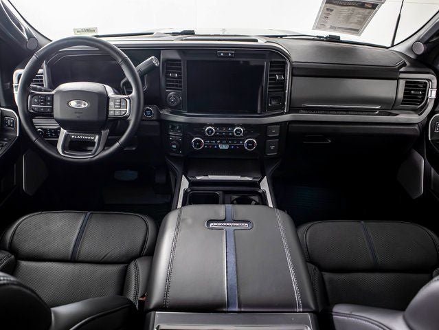 2025 Ford F-450 SD Platinum