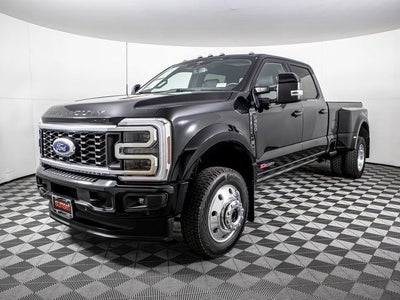2025 Ford F-450 SD Platinum