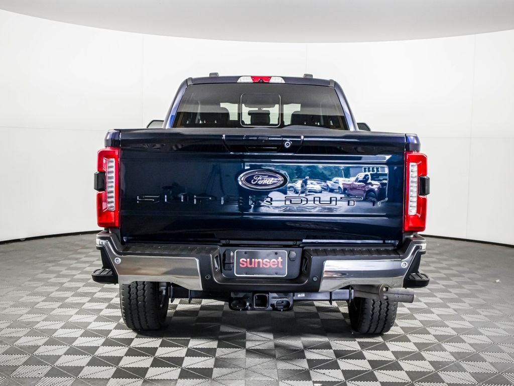 2023 Ford F-350 SD Lariat