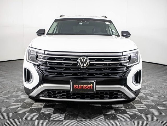 2024 Volkswagen Atlas 2.0T Peak Edition SE w/Technology