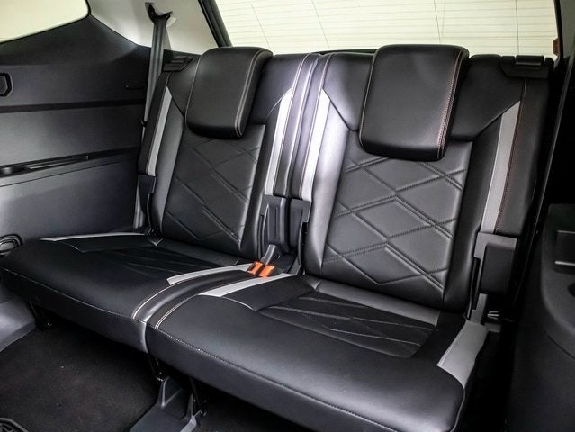 2024 Volkswagen Atlas 2.0T Peak Edition SE w/Technology