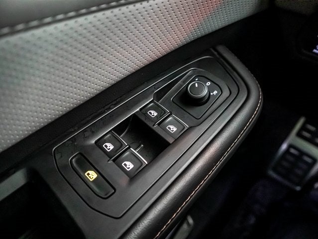 2024 Volkswagen Atlas 2.0T Peak Edition SE w/Technology