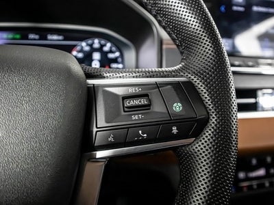 2023 Mitsubishi Outlander PHEV 40th Anniversary