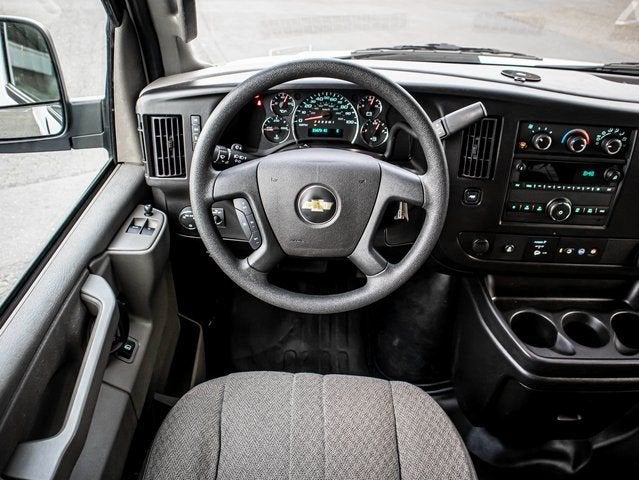 2023 Chevrolet Express Passenger 3500 1LS