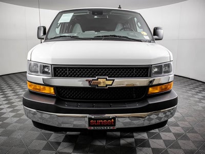 2022 Chevrolet Express Passenger 3500 LT