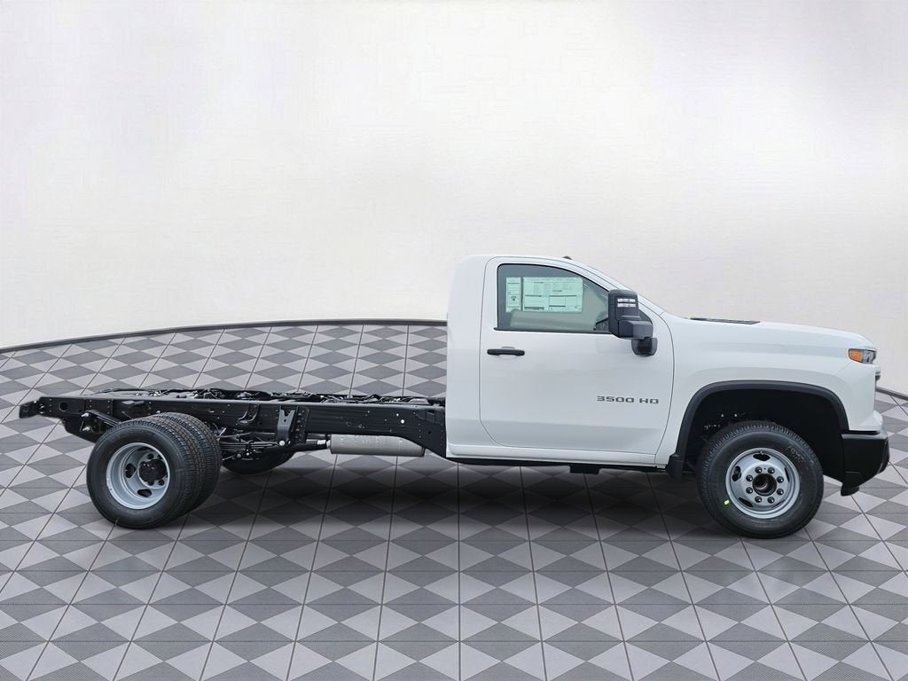 2026 Chevrolet Silverado 3500 HD Chassis Cab Work Truck