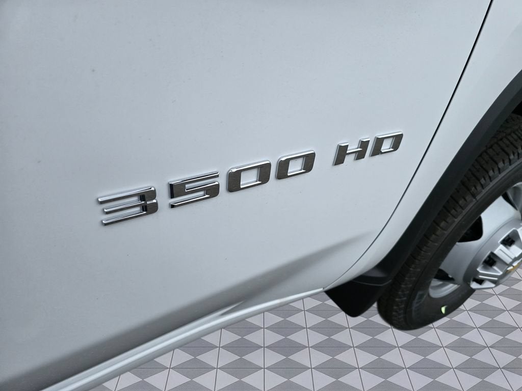 2026 Chevrolet Silverado 3500 HD Chassis Cab Work Truck