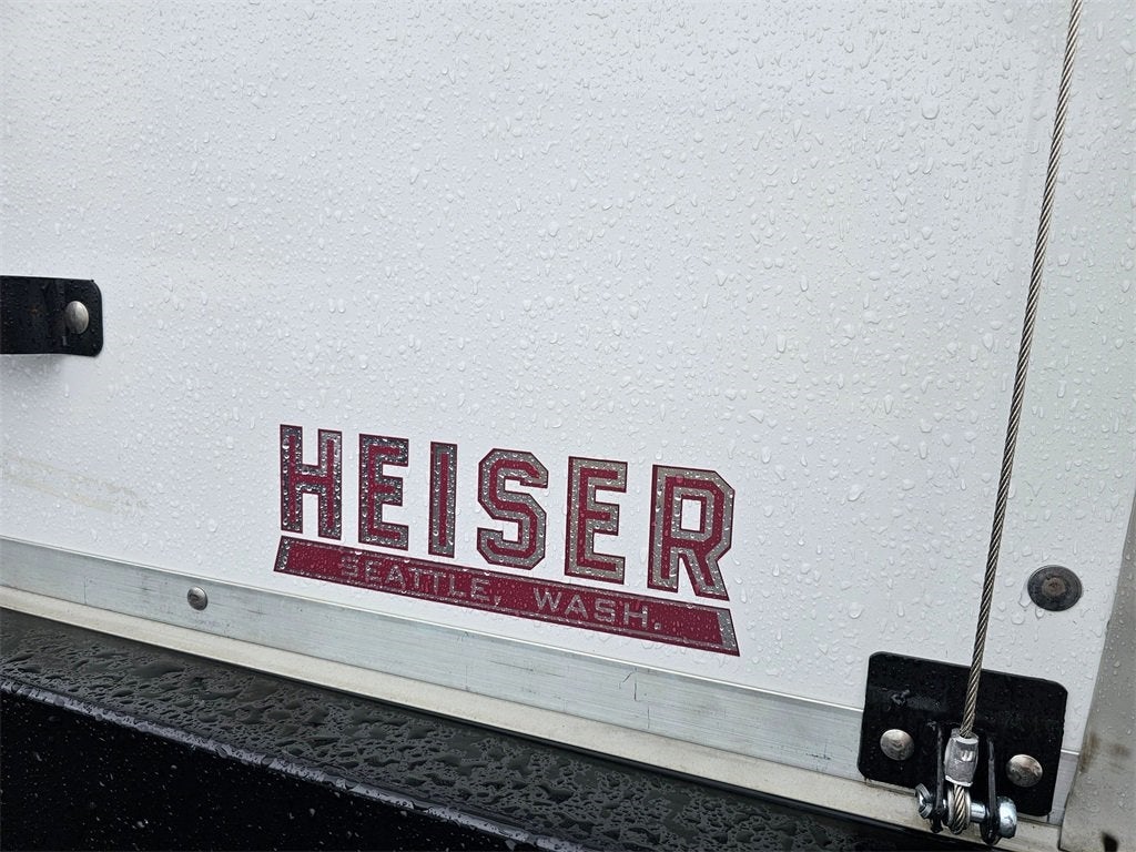 2024 Chevrolet Express Cutaway 3500 1WT