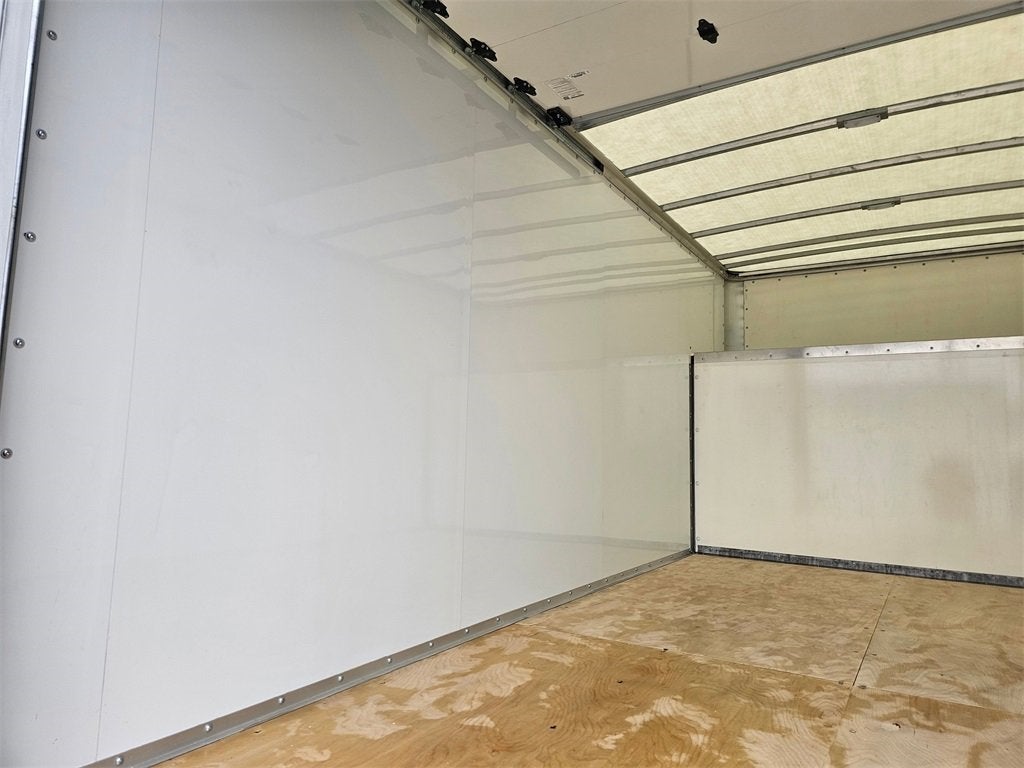 2024 Chevrolet Express Cutaway 3500 1WT