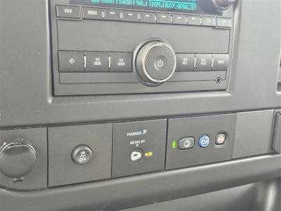 2024 Chevrolet Express Cutaway 3500 1WT