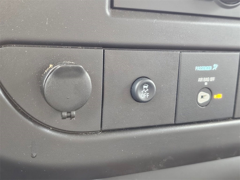 2024 Chevrolet Express Cutaway 3500 1WT