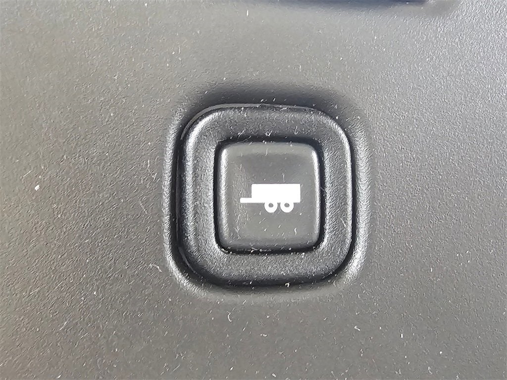 2024 Chevrolet Express Cutaway 3500 1WT