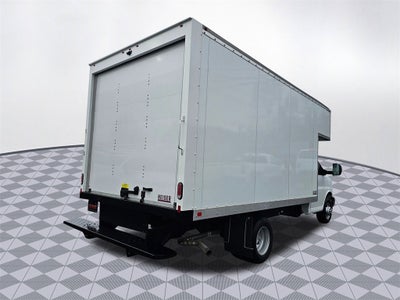 2024 Chevrolet Express Cutaway 3500 1WT