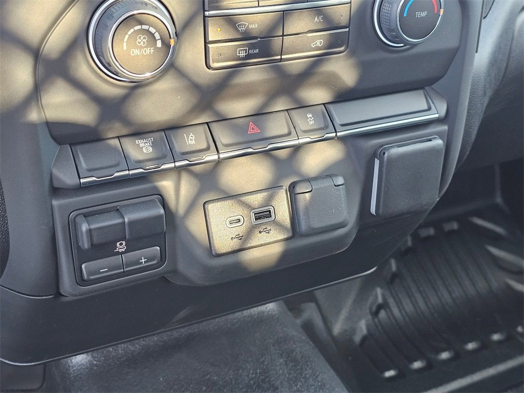 2025 Chevrolet Silverado 3500 HD Chassis Cab Work Truck