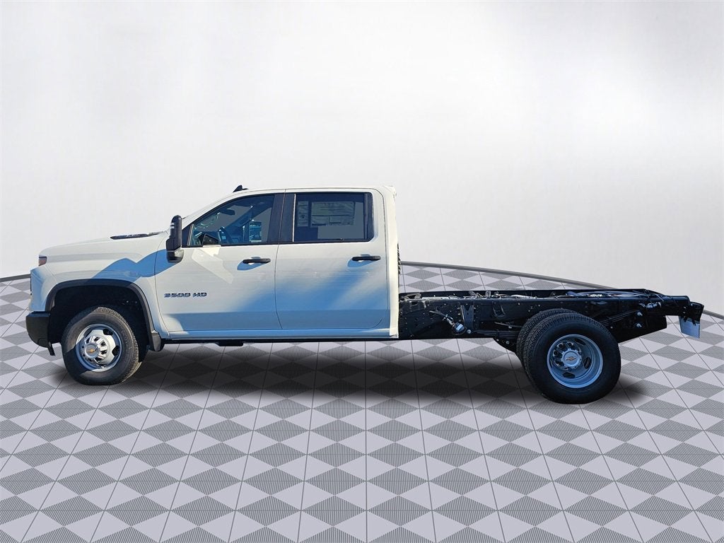 2026 Chevrolet Silverado 3500 HD Chassis Cab Work Truck