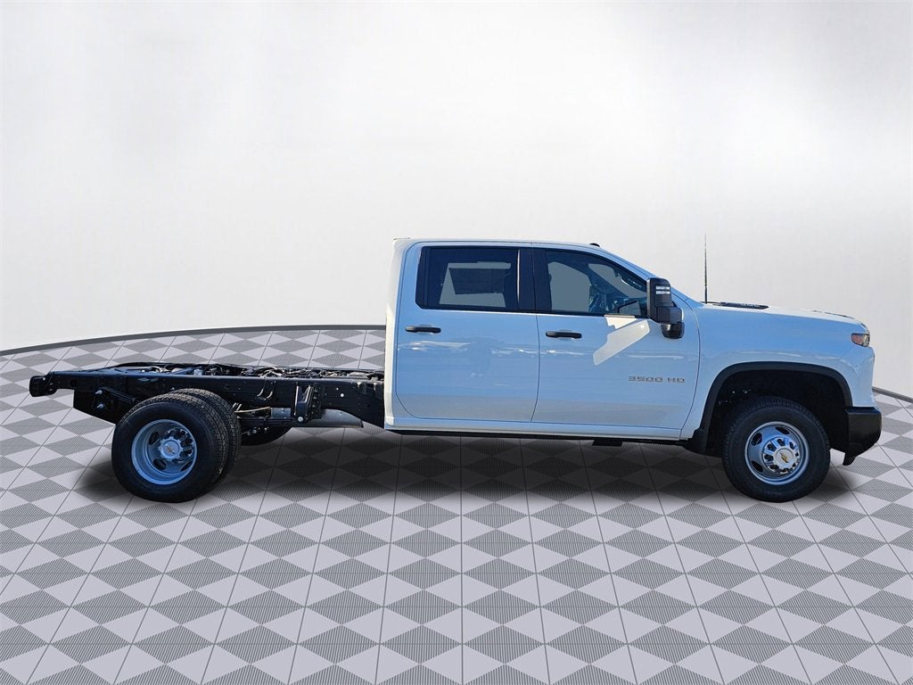 2026 Chevrolet Silverado 3500 HD Chassis Cab Work Truck