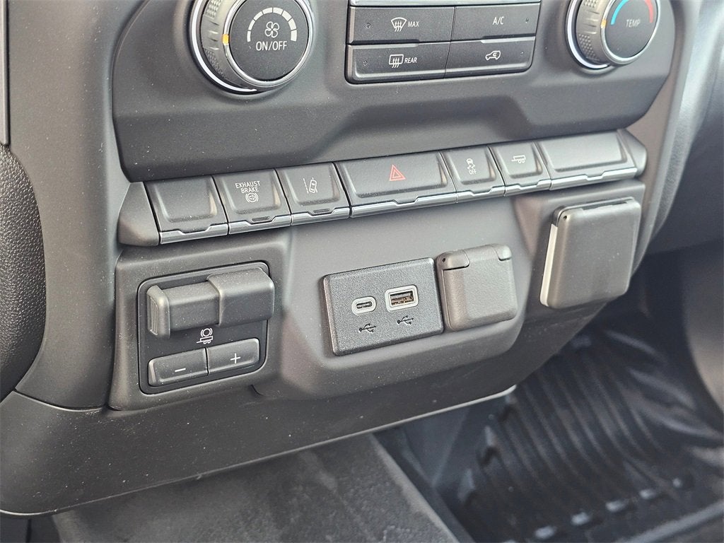 2025 Chevrolet Silverado 3500 HD Chassis Cab Work Truck