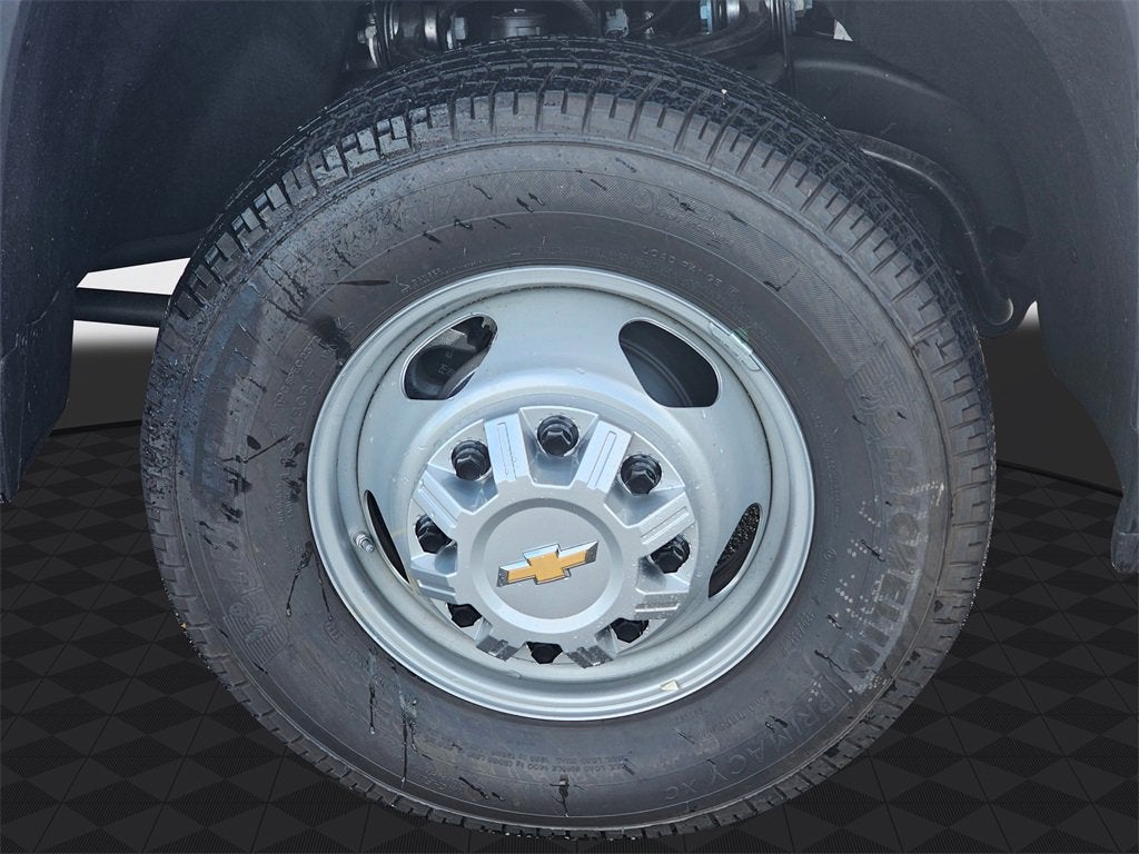 2025 Chevrolet Silverado 3500 HD Chassis Cab Work Truck