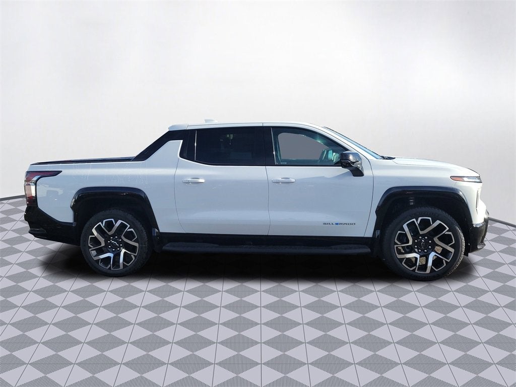 2024 Chevrolet Silverado EV RST