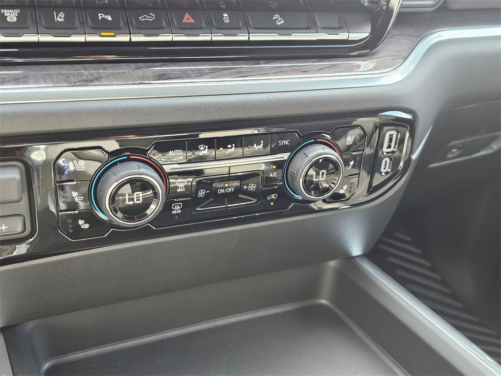 2025 Chevrolet Silverado 3500 HD LTZ