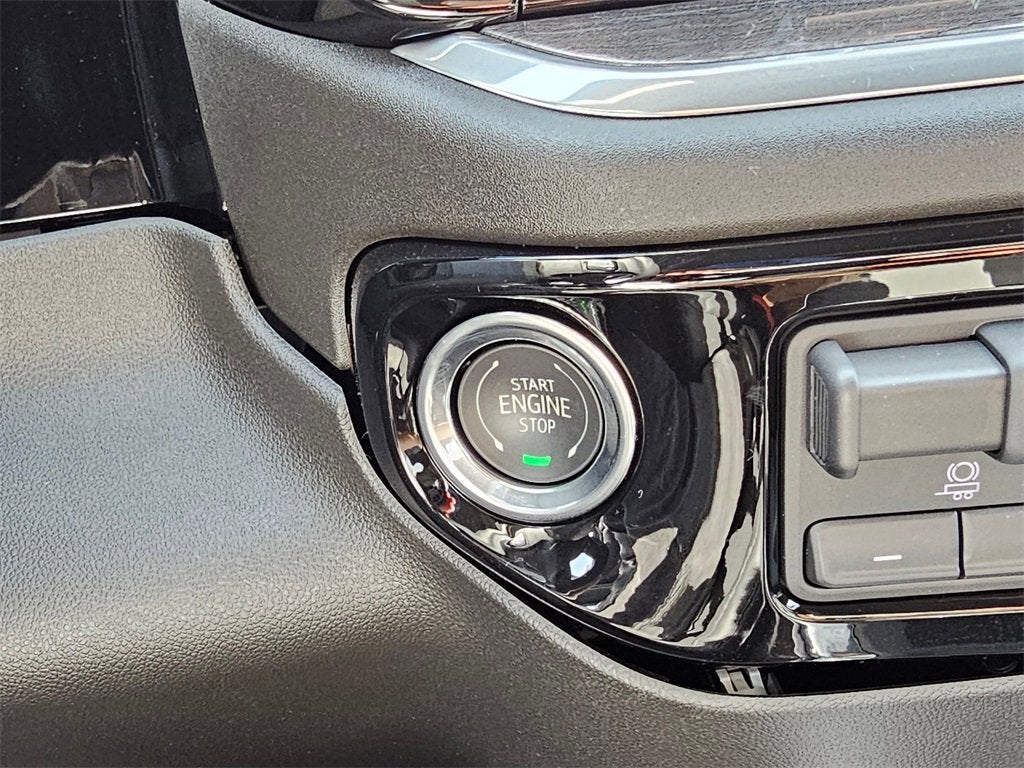 2025 Chevrolet Silverado 3500 HD LTZ