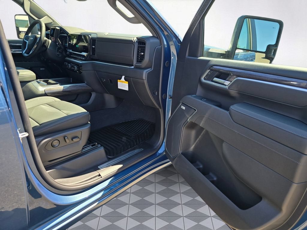 2026 Chevrolet Silverado 3500 HD LTZ DRW