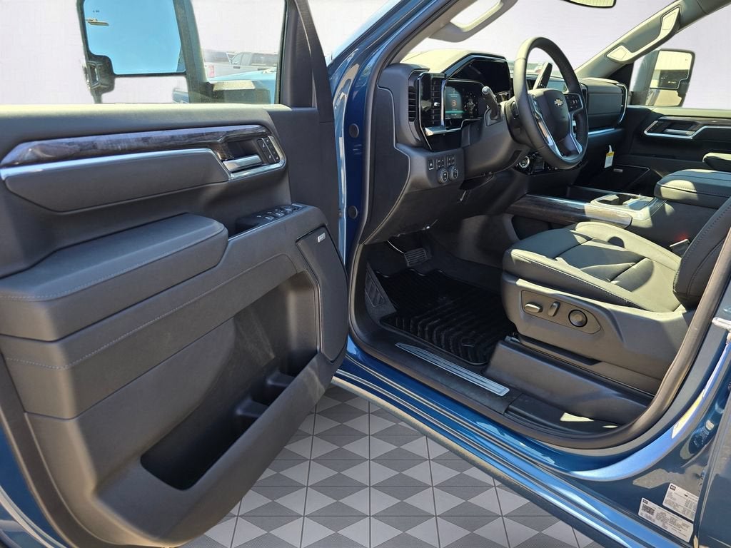 2026 Chevrolet Silverado 3500 HD LTZ DRW