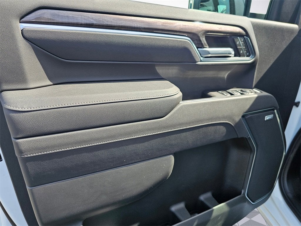 2025 Chevrolet Silverado 3500 HD LTZ