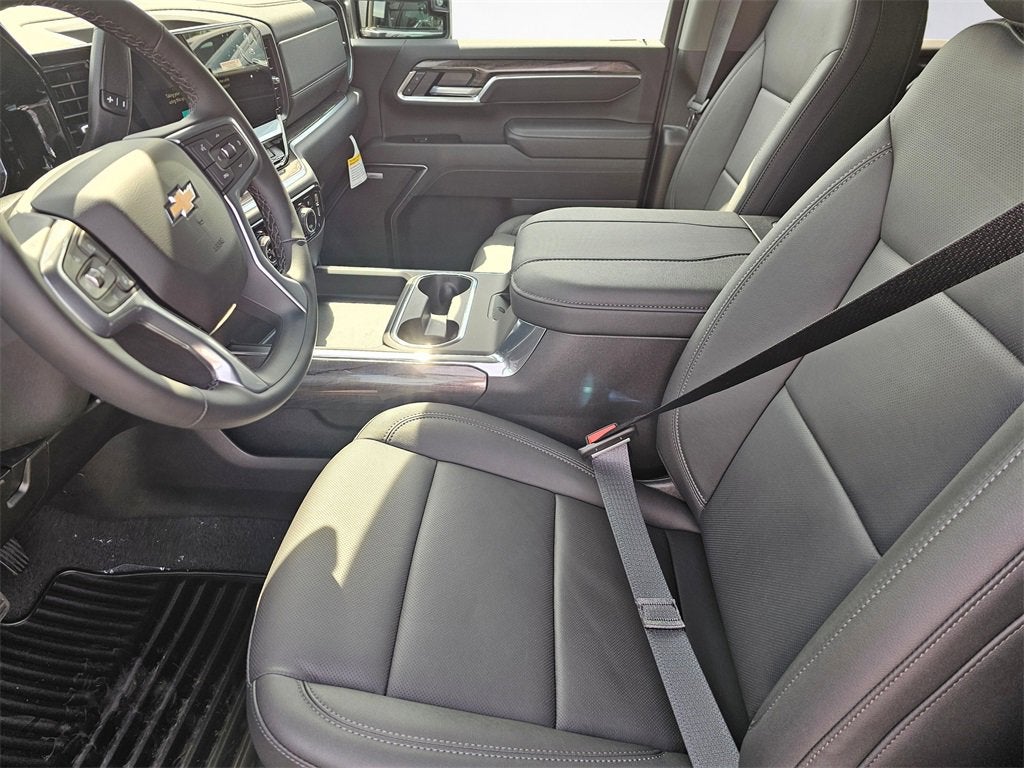 2025 Chevrolet Silverado 3500 HD LTZ