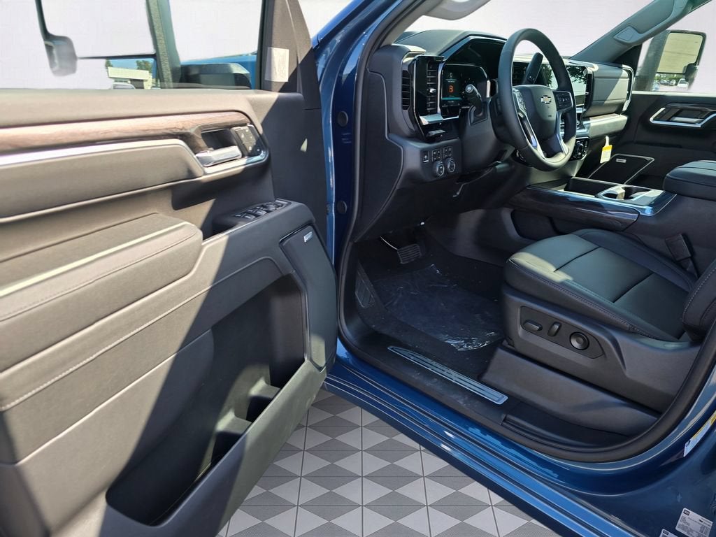 2026 Chevrolet Silverado 3500 HD LTZ DRW
