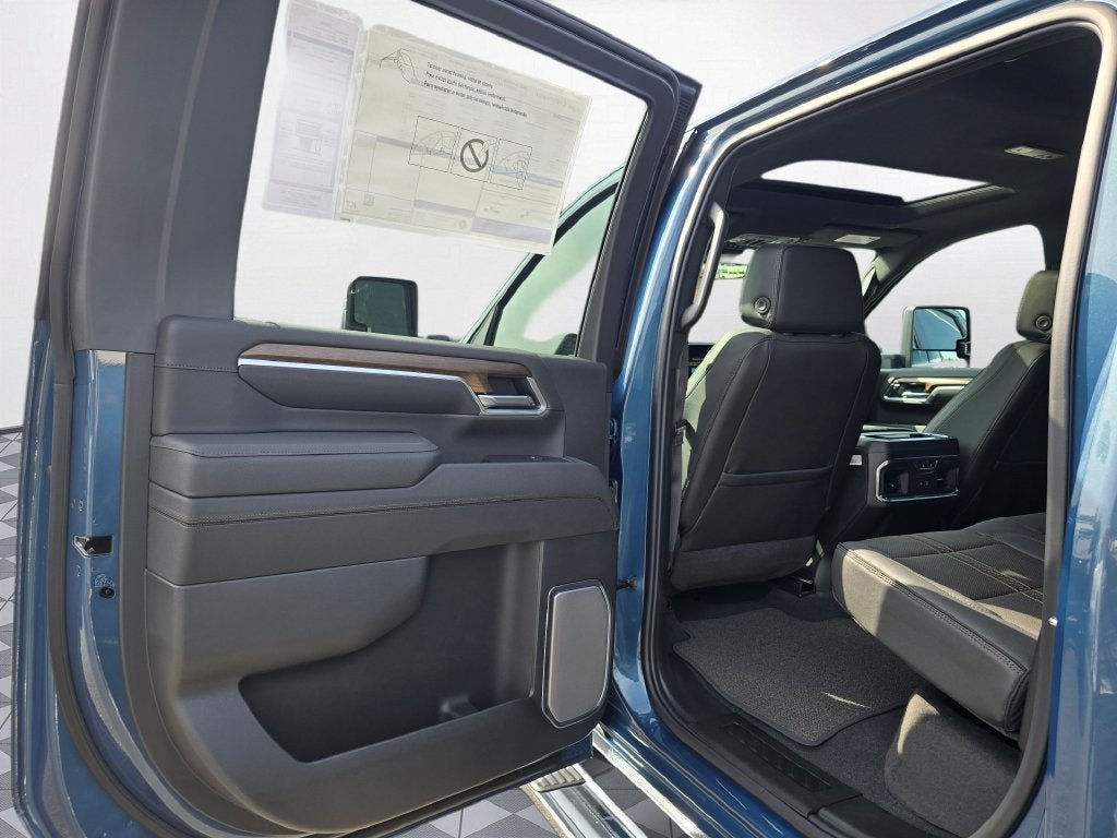 2026 Chevrolet Silverado 3500 HD High Country DRW