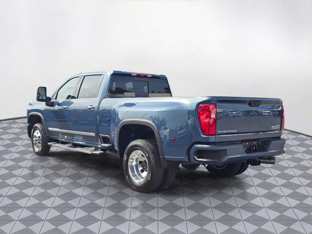 2026 Chevrolet Silverado 3500 HD High Country DRW