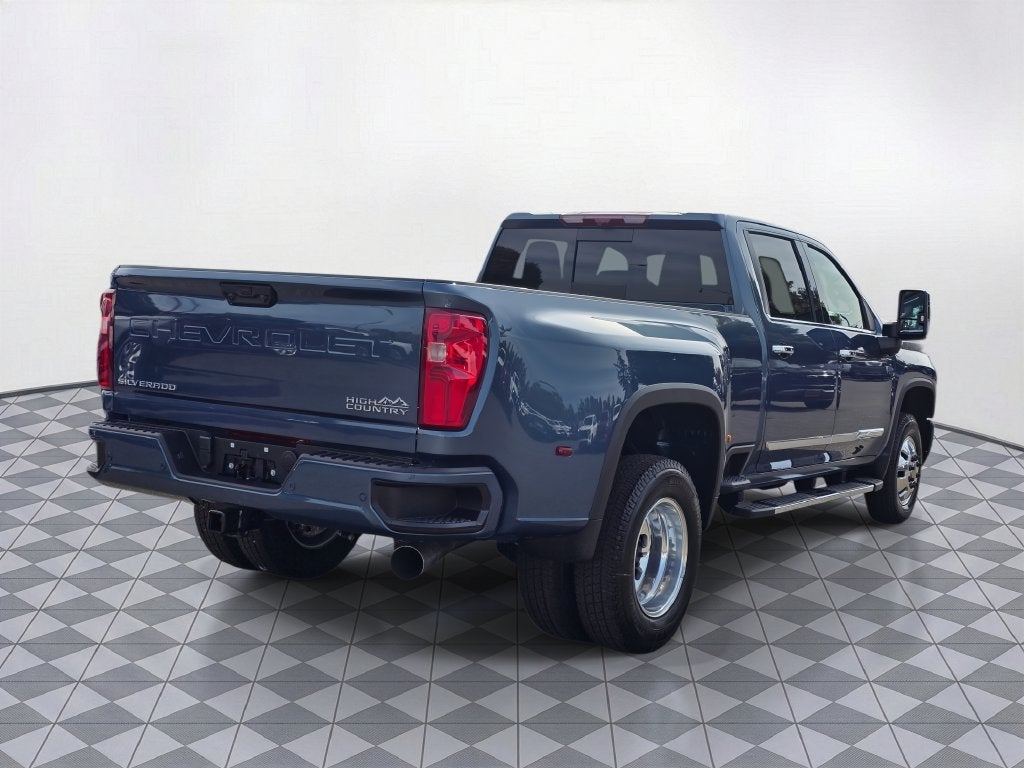 2026 Chevrolet Silverado 3500 HD High Country DRW