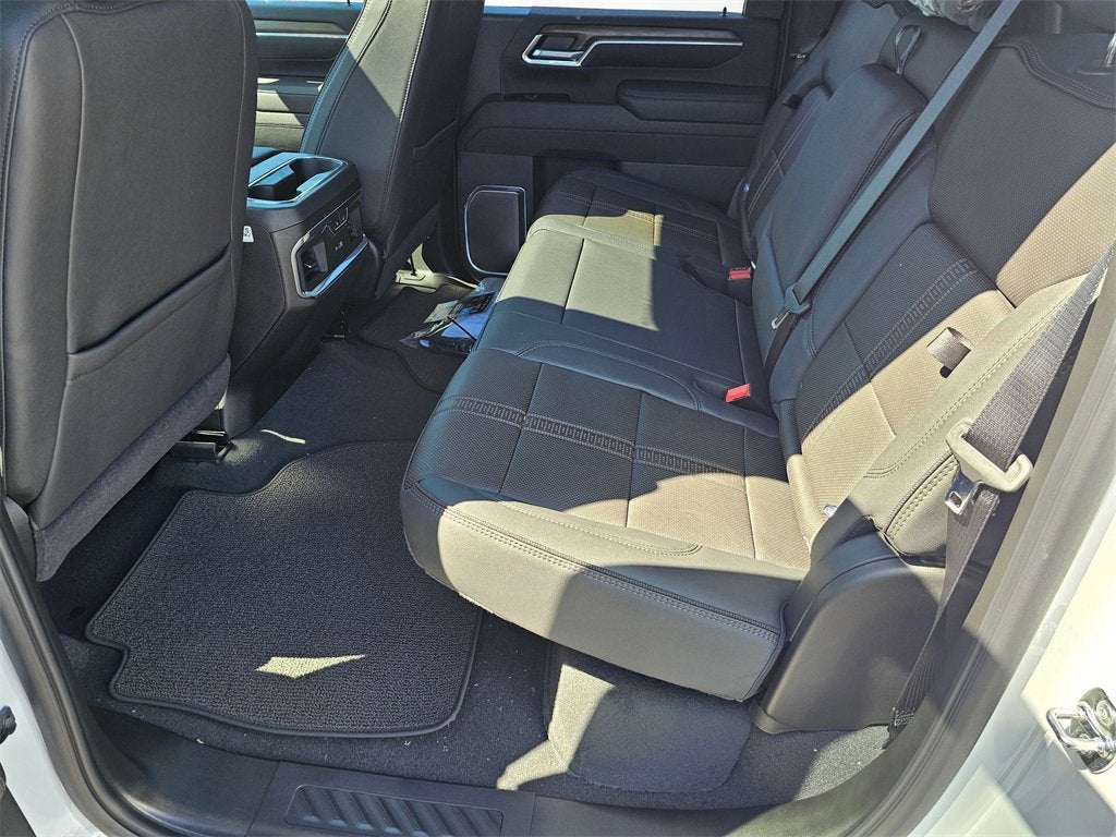 2025 Chevrolet Silverado 3500 HD High Country