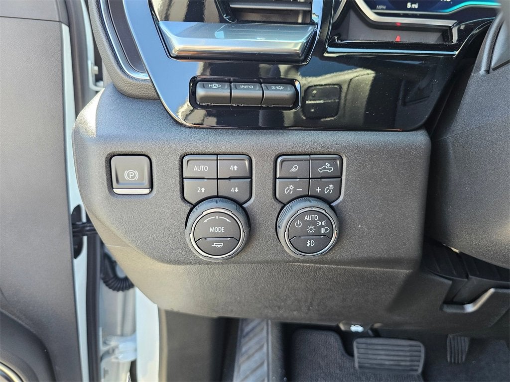 2025 Chevrolet Silverado 3500 HD High Country