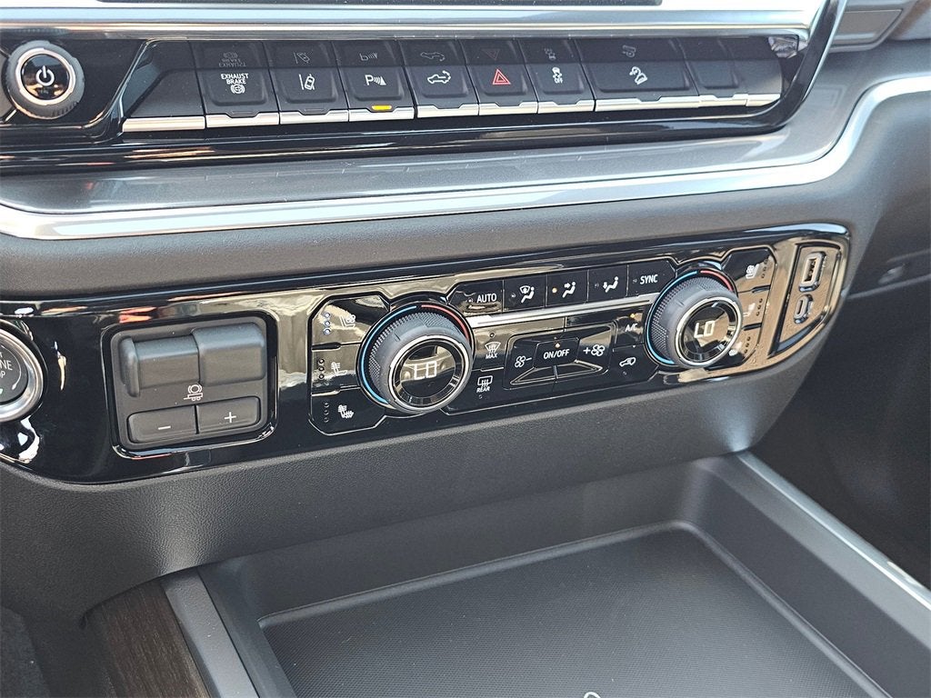 2025 Chevrolet Silverado 3500 HD High Country