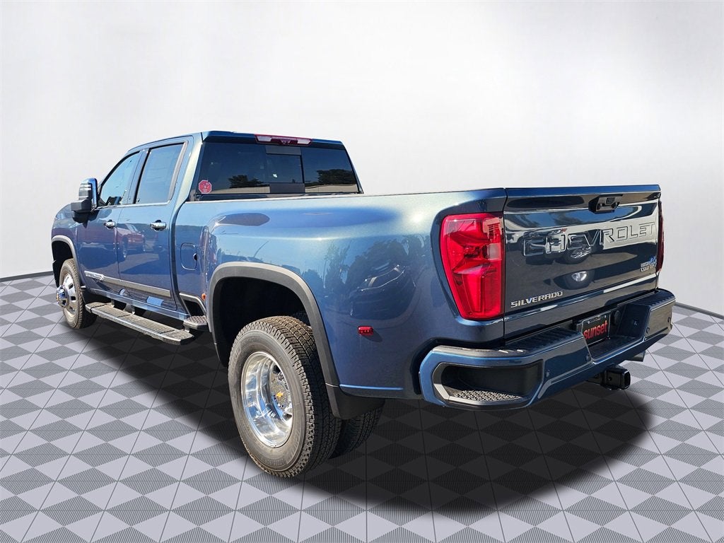 2026 Chevrolet Silverado 3500 HD High Country DRW