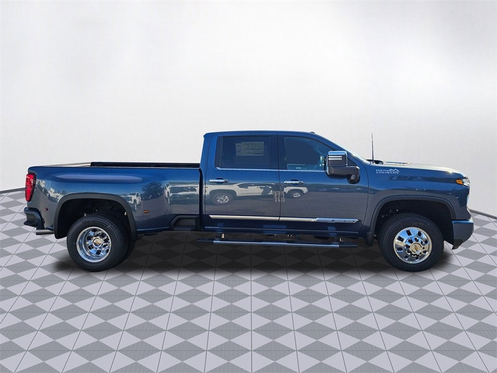 2026 Chevrolet Silverado 3500 HD High Country DRW