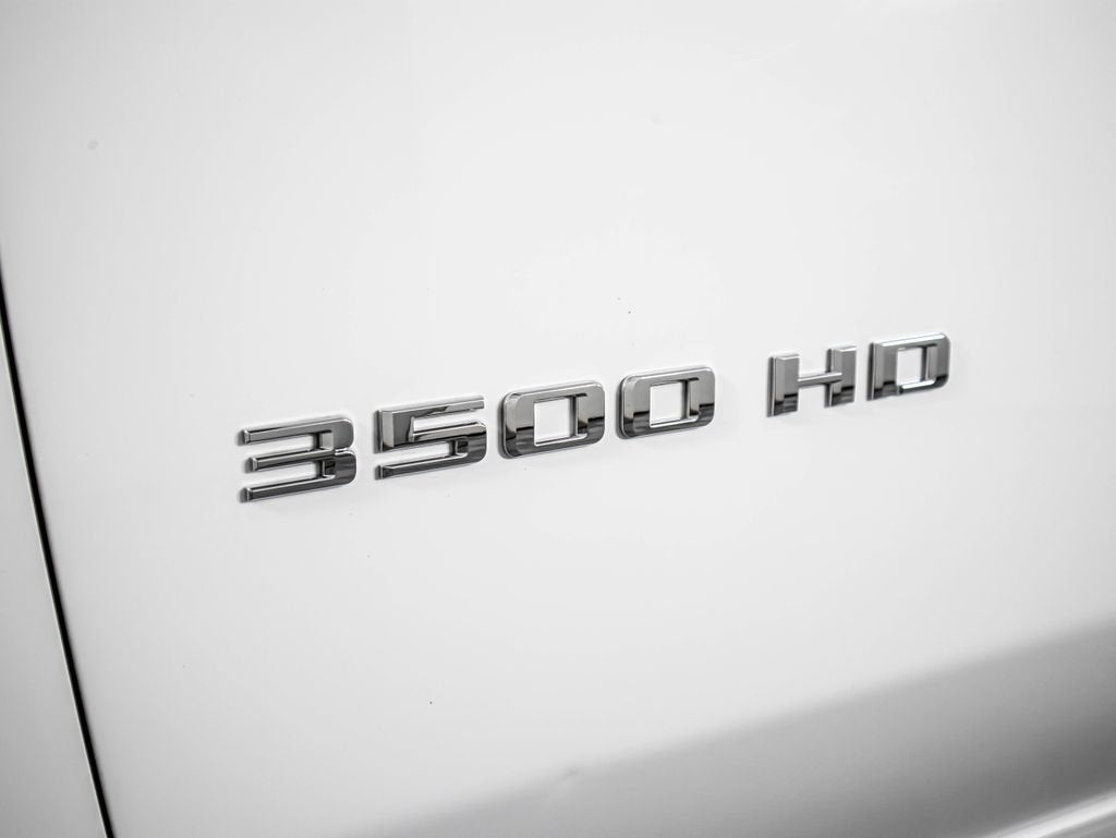 2022 Chevrolet Silverado 3500 HD High Country