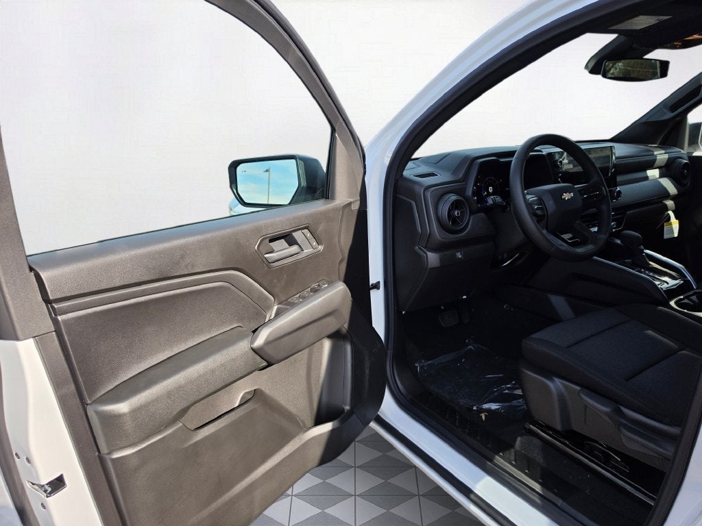 2026 Chevrolet Colorado Work Truck - Photo 18