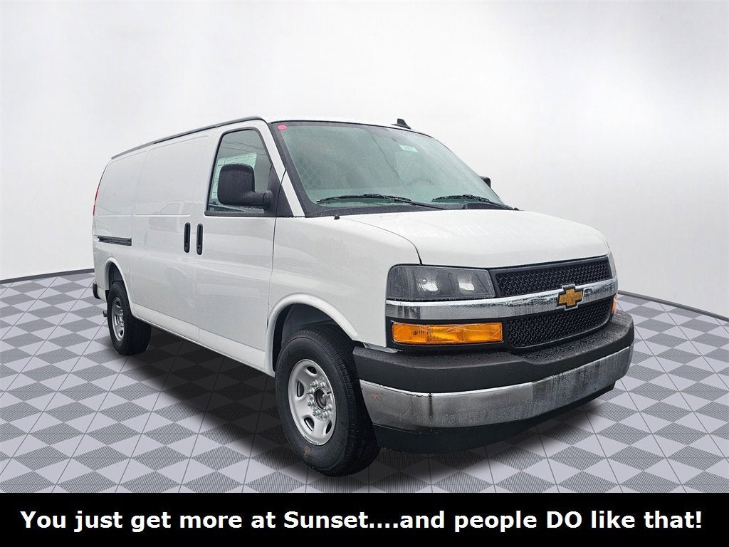 2025 Chevrolet Express Cargo 2500 WT