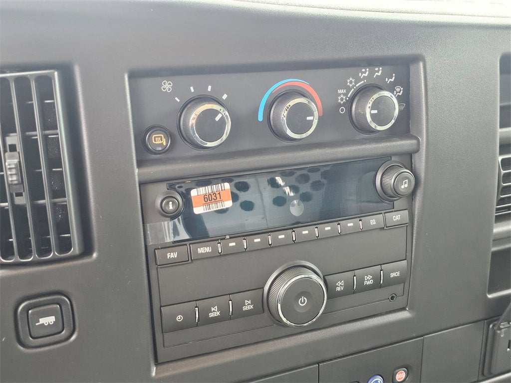 2025 Chevrolet Express Cargo 2500 WT