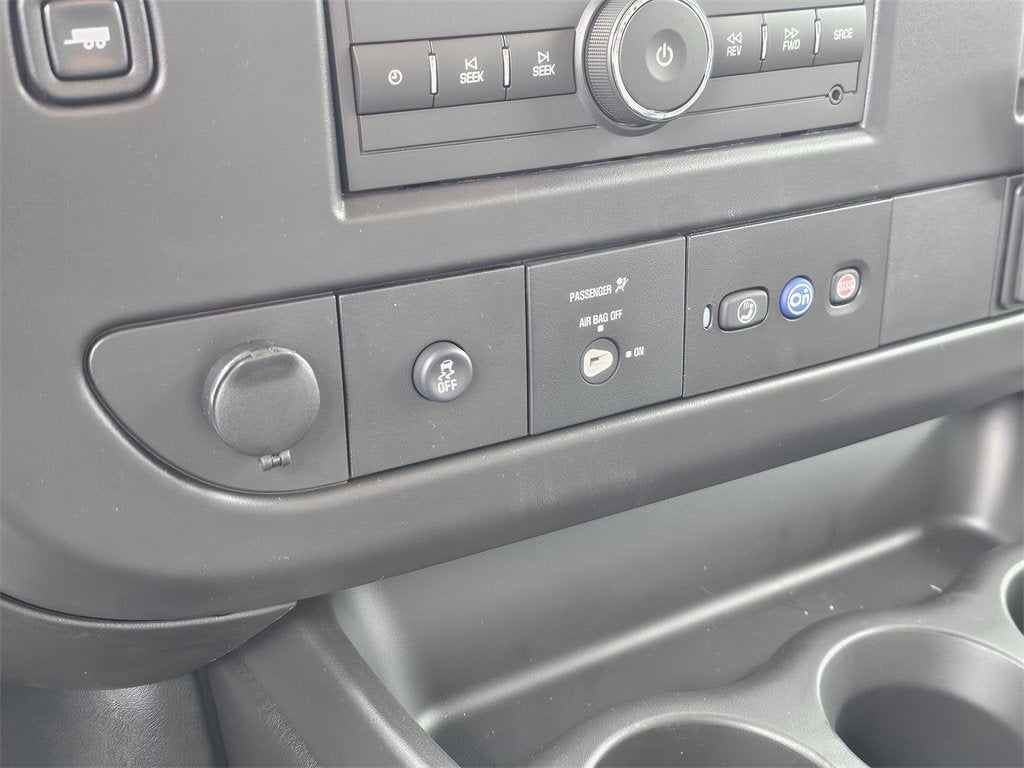 2025 Chevrolet Express Cargo 2500 WT